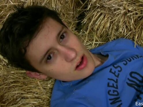 Charming Boy in Solo Action - Antonio Palmer