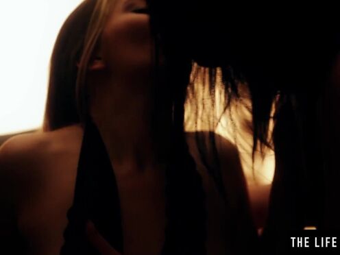 Three charming lesbo girls lick each other's muff in a daisy chain