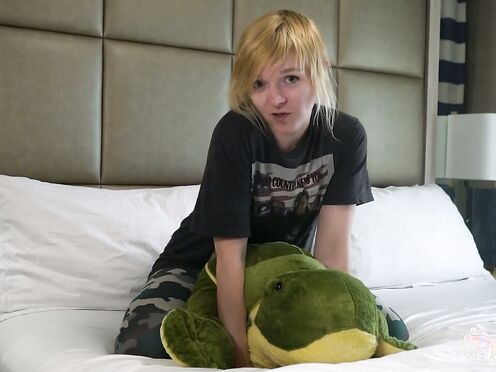 Lusty Alexa Crush Grinds Her Cunt Against Soft Plushy Toy