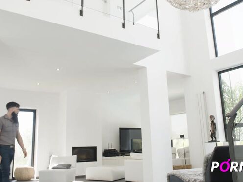 Foot Soldier takes care of Boss' Daughter - Apolonia Lapiedra!