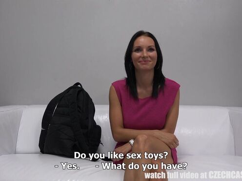 Amazing Czech casting beauty just needs oil & toys to get off