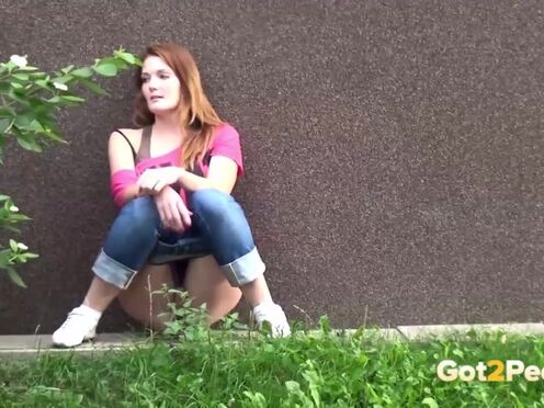 Ladies outside in public looking hot peeing