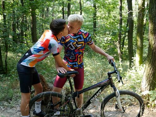 Jamie Kelvin, Danny Bianchi