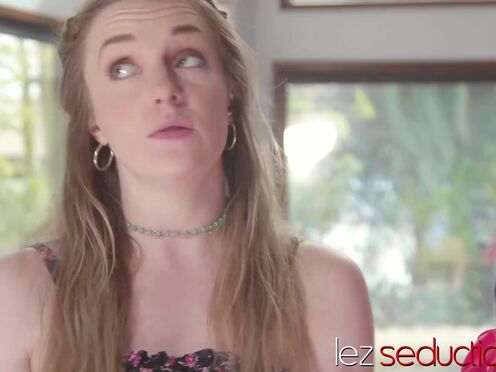 Big Breasted COUGAR Syren De Mer seduced by lesbian teen Kate Kennedy
