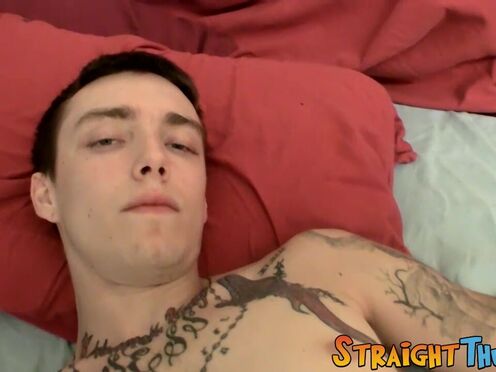 Tatted straight dude cums after fucking a fleshlight