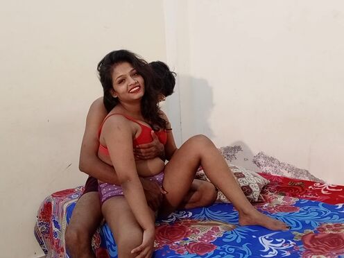 18 Year Old Indian University Beauty With Huge Tits Enjoying  Sex
