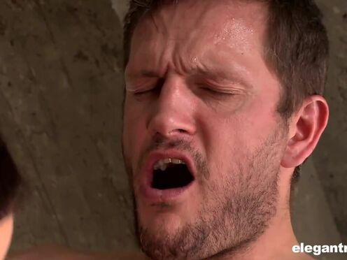 Aleska sucking masseur prick