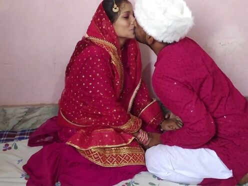 Real Life Newly Married Indian Couple Seductive Sex