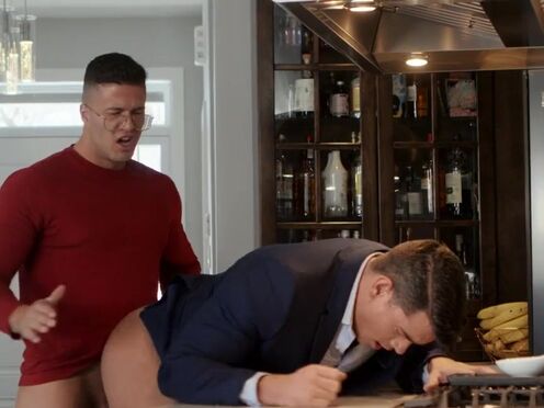 Real Estate Agent's Horny Encounter with Househunter