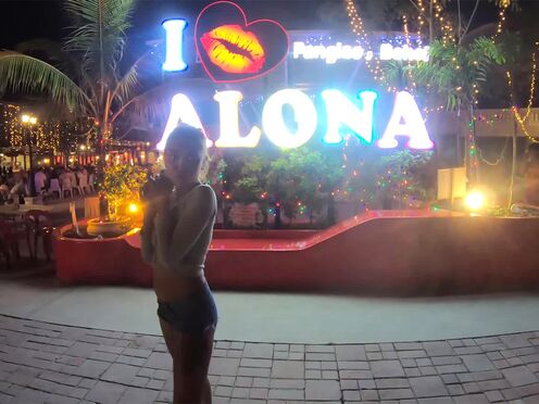 Amateurs enjoy fire show & sex at home after with booty Thai GF